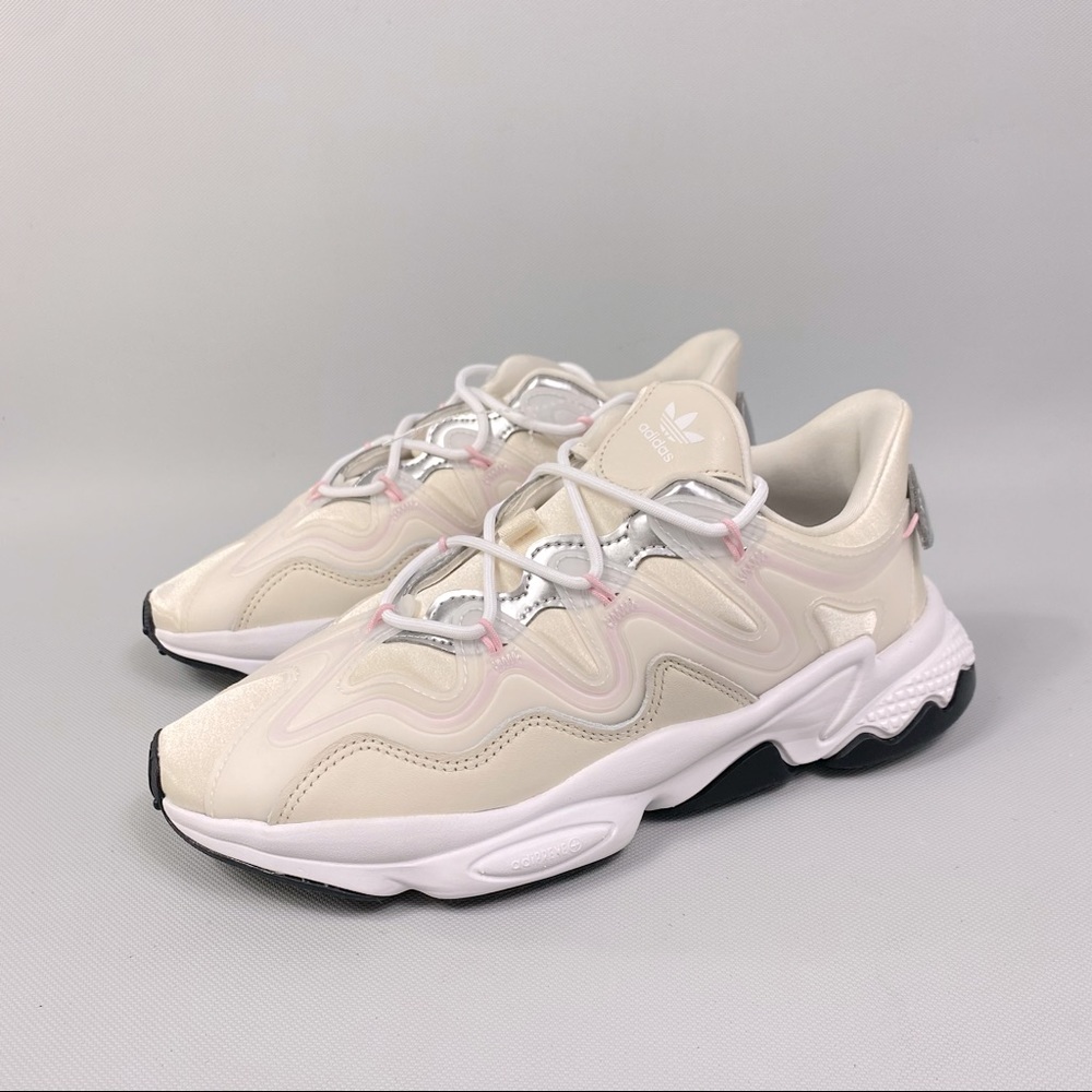 Adidas Ozweego Plus Women’s Shoe Size 7 G55589 Sneakers Chalk White & Pink